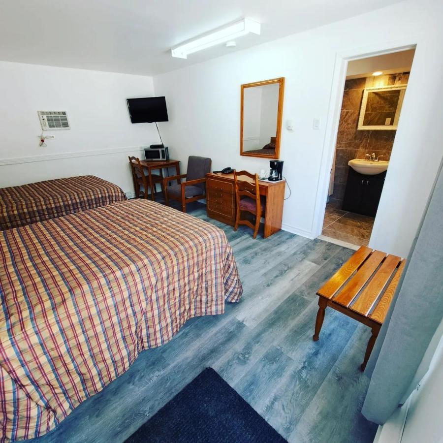 Motel Bonsoir Joliette Eksteriør billede