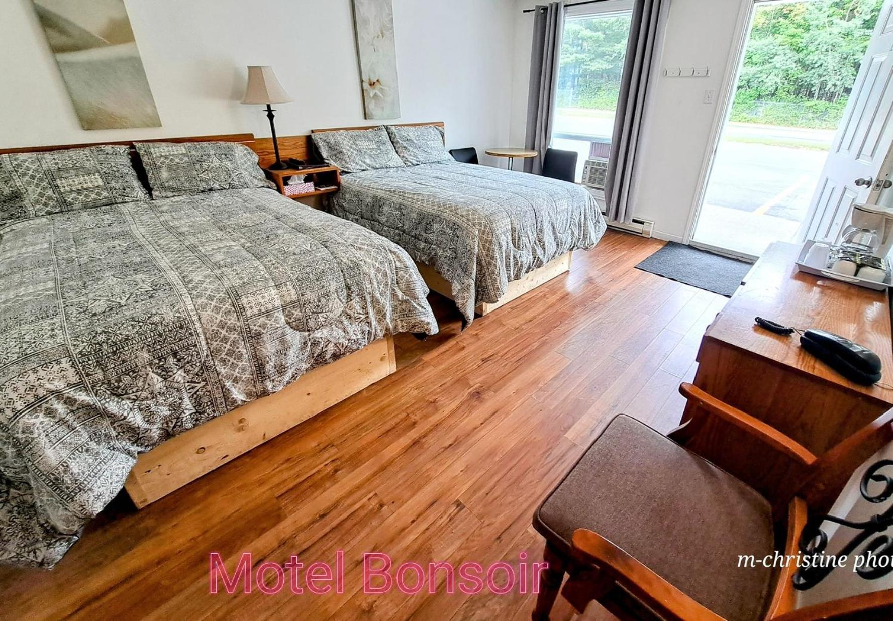 Motel Bonsoir Joliette Eksteriør billede